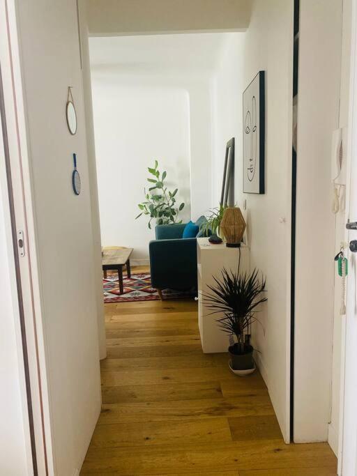 Paris - Appartement Cosy - Tour Eiffel A Pied Zewnętrze zdjęcie